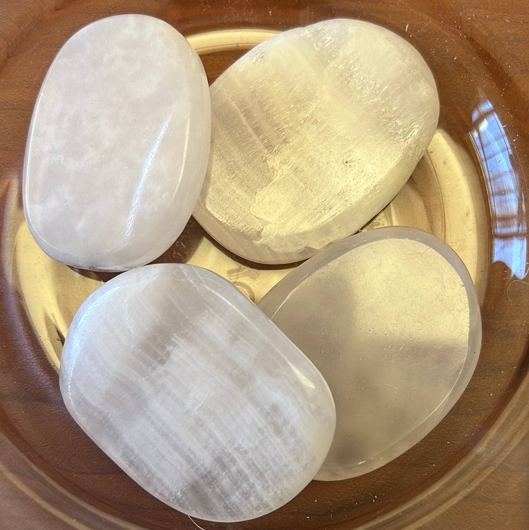 Mangano calcite palmstones MMM